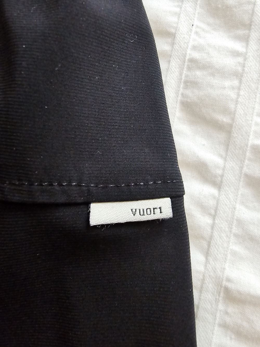 Vuori Miles Pants, Size Large - Picture 3 of 4
